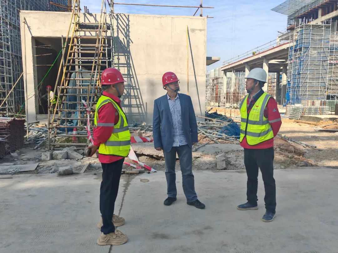 化機公司黨委書記、董事長、總經理楊中澤到項目現場檢查工作(圖2)