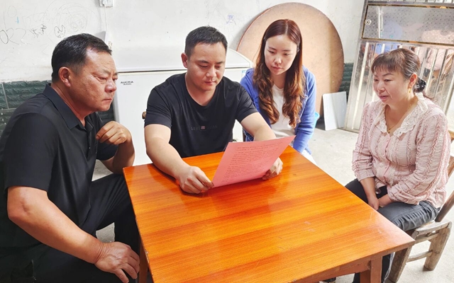 一封家書載安全！宜化礦業(yè)加強(qiáng)家企聯(lián)動共護(hù)職工平安(圖1)