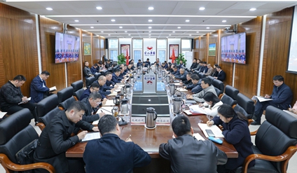 集團(tuán)黨委學(xué)習(xí)貫徹《中國(guó)共產(chǎn)黨思想政治工作條例》(圖1)